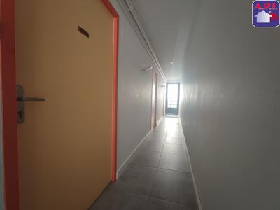 Bureau - 45 m² - 2 pièces