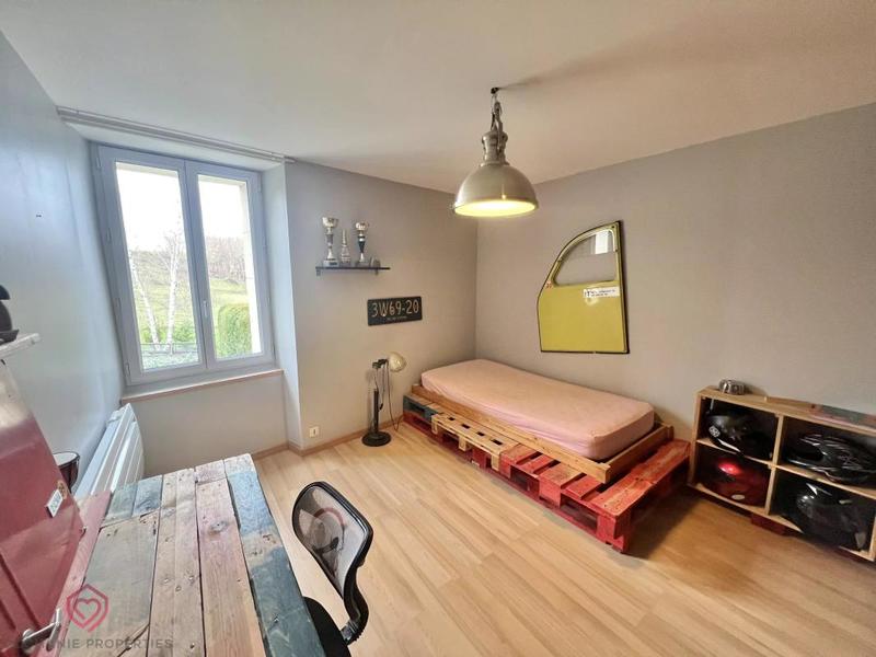 Corps de ferme - 147 m² - 6 pièces