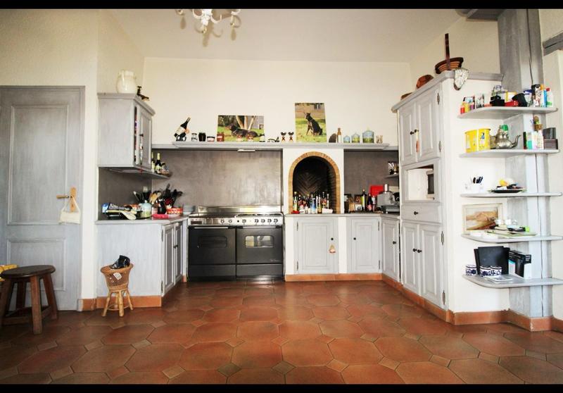 Maison en pierre - 460 m² - 16 pièces