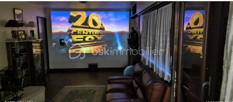 Pavillon - 230 m² - 8 pièces