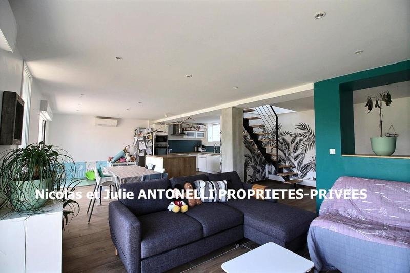 Maison - 118 m² - 6 pièces