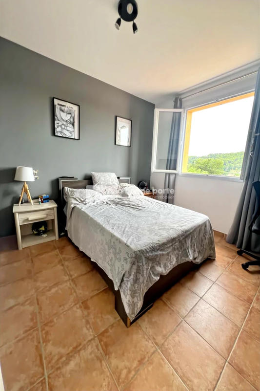 Maison - 168 m² - 7 pièces