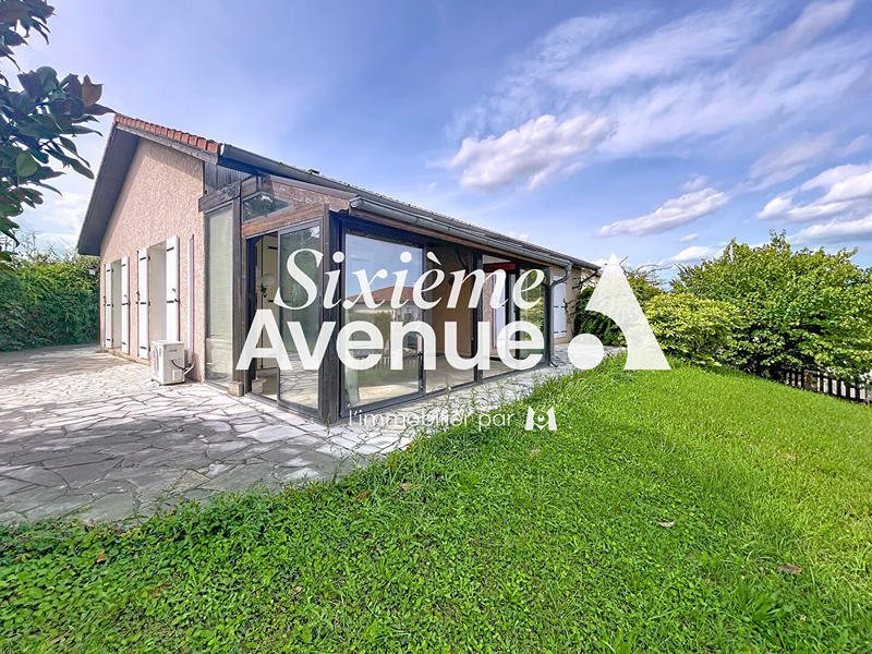 Maison - 100 m² - 6 pièces