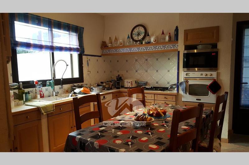 Propriété - 183 m² - 4 pièces