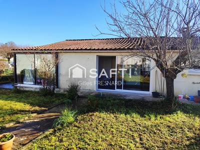 Maison - 92 m² - 5 pièces