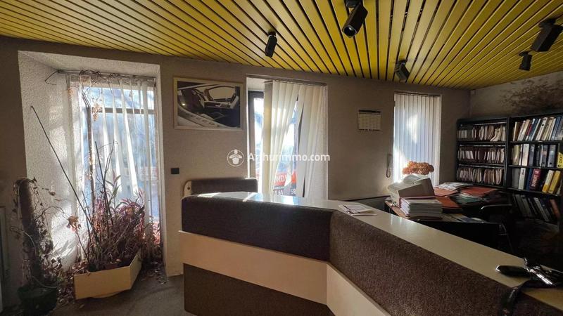 Bureau - 73 m² - 4 pièces