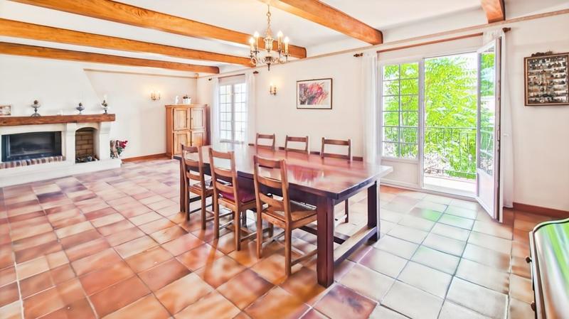 Maison - 169 m² - 6 pièces