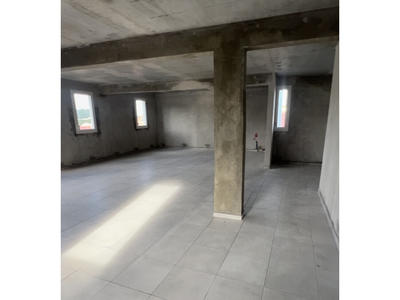 Local commercial - 78 m² - 1 pièce