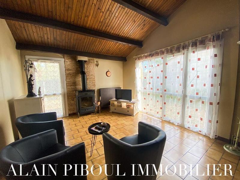 Maison traditionnelle - 104 m² - 5 pièces