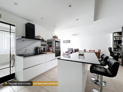 Appartement - 87 m² - 4 pièces