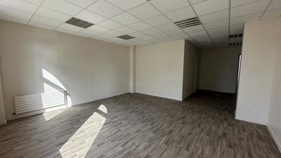 Local commercial - 150 m²