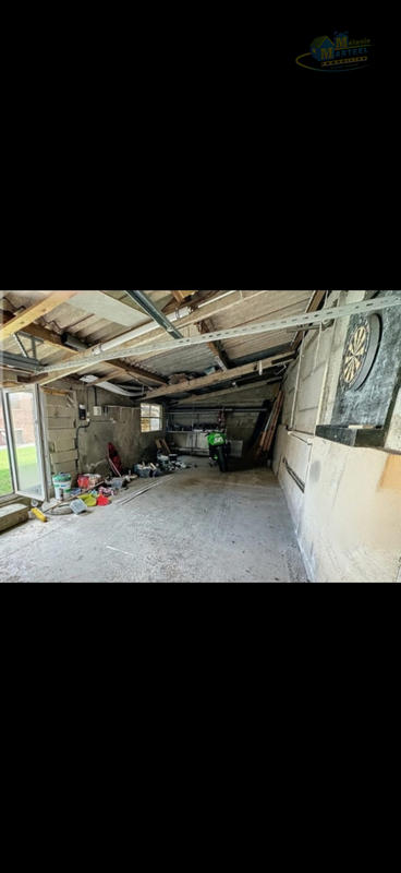 Maison - 92 m² - 5 pièces