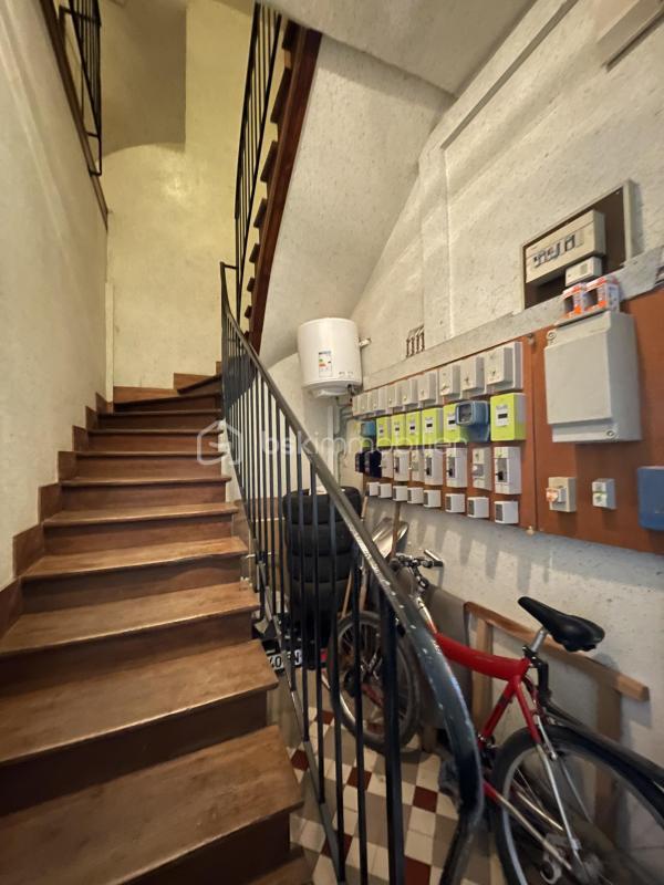 Immeuble - 1 015 m² - 10 pièces