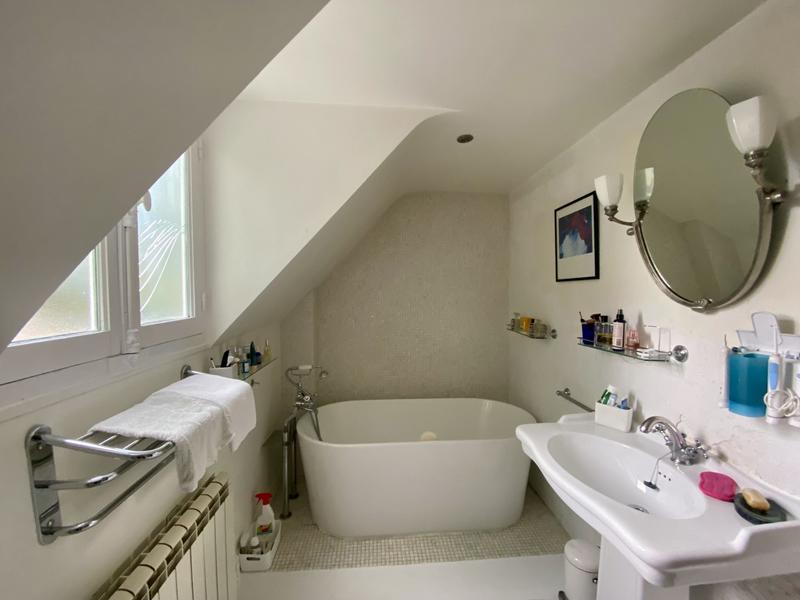 Maison ancienne - 198 m² - 9 pièces