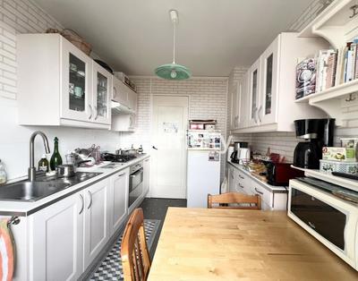 Appartement - 71 m² - 5 pièces