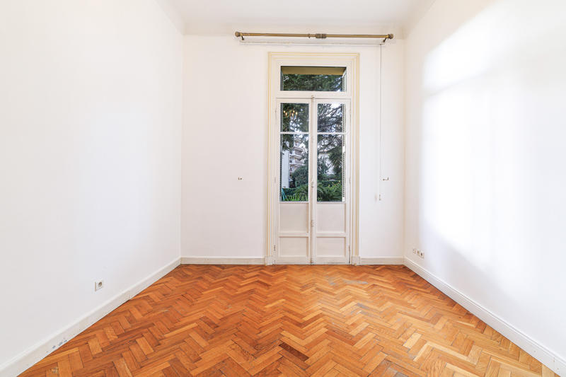 Appartement - 154 m² - 6 pièces