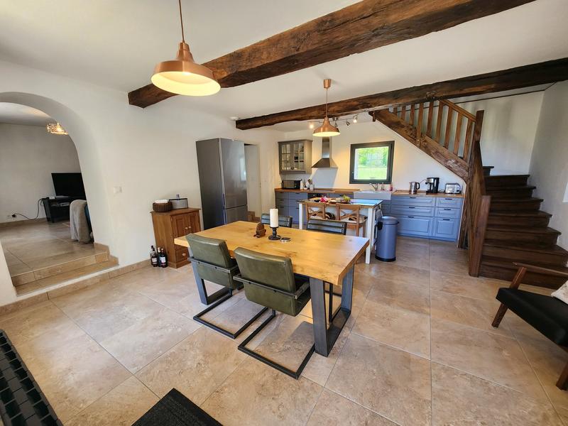 Maison traditionnelle - 117 m² - 5 pièces