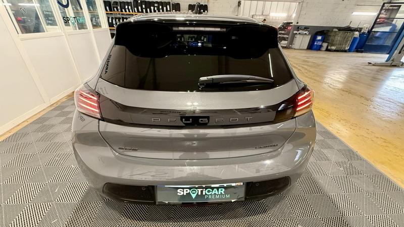 Peugeot 208 II Hybrid 110 e-Dcs6 Allure + Options