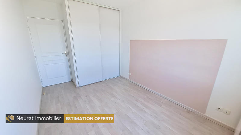 Appartement - 81 m² - 4 pièces