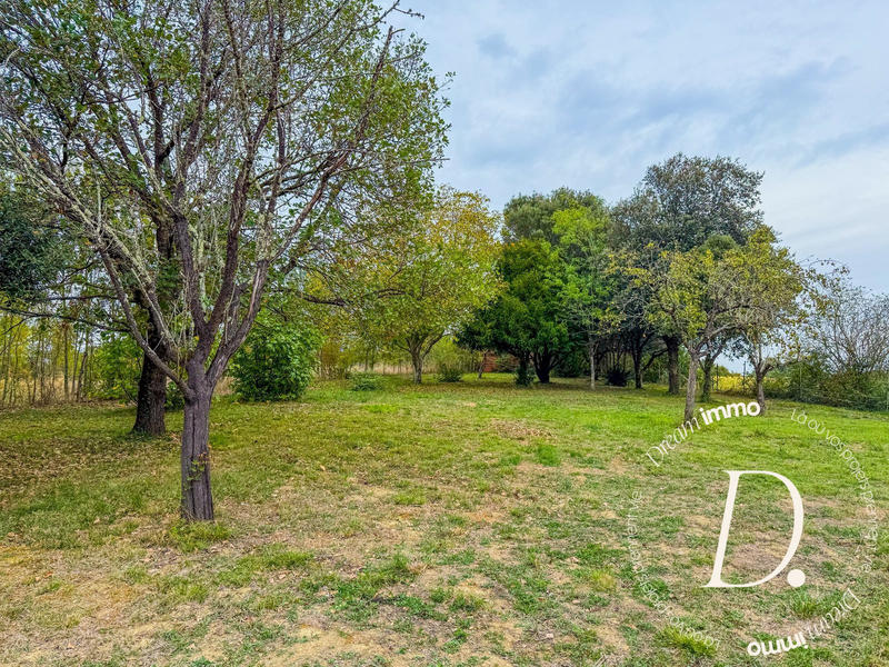 Maison - 204 m² - 8 pièces