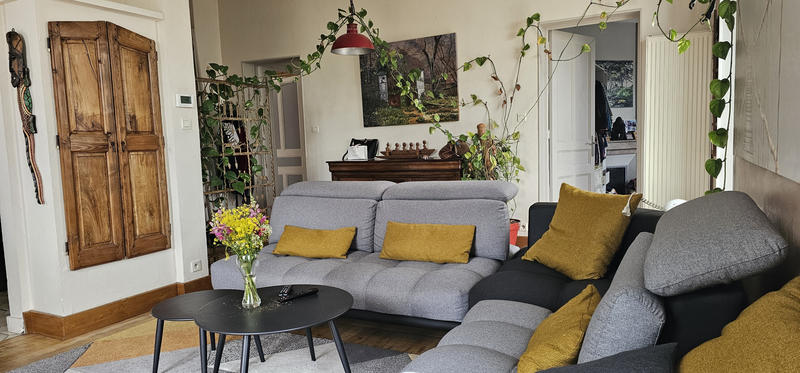 Appartement - 99 m² - 4 pièces