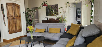 Appartement - 99 m² - 4 pièces