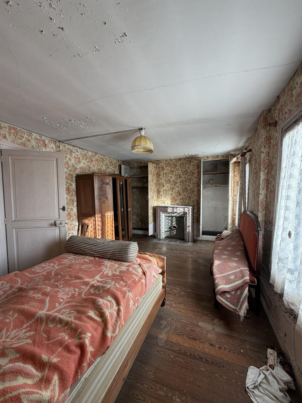 Maison - 205 m² - 6 pièces