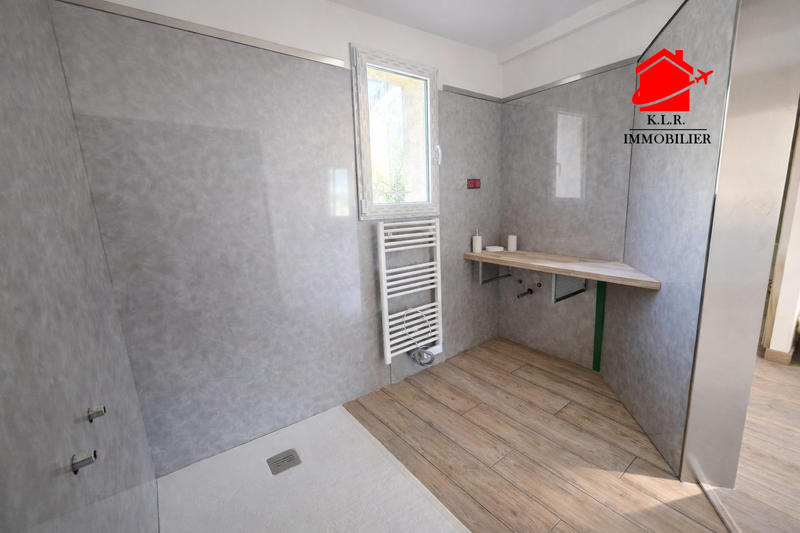 Maison - 175 m² - 5 pièces