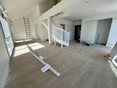 Appartement - 98 m² - 4 pièces