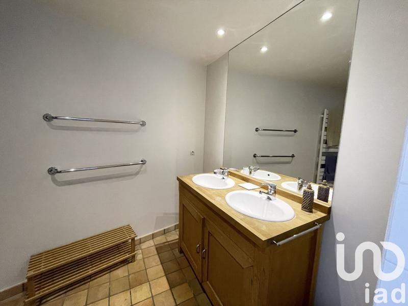 Maison - 471 m² - 13 pièces