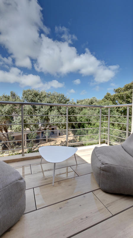 Appartement - 100 m² - 4 pièces