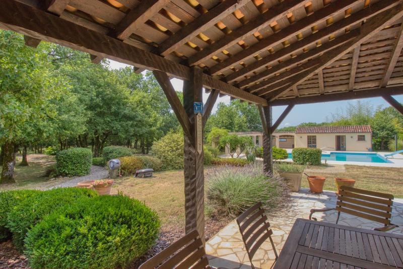 Maison - 180 m² - 7 pièces