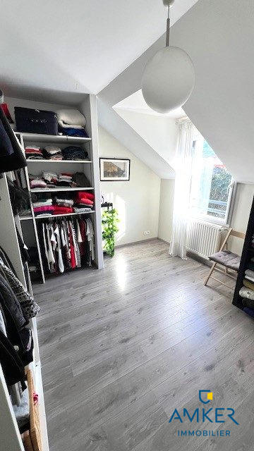 Maison - 139 m² - 6 pièces