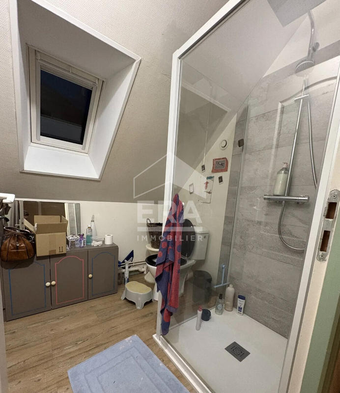 Immeuble - 9 pièces