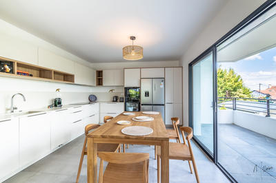 Appartement - 111 m² - 4 pièces