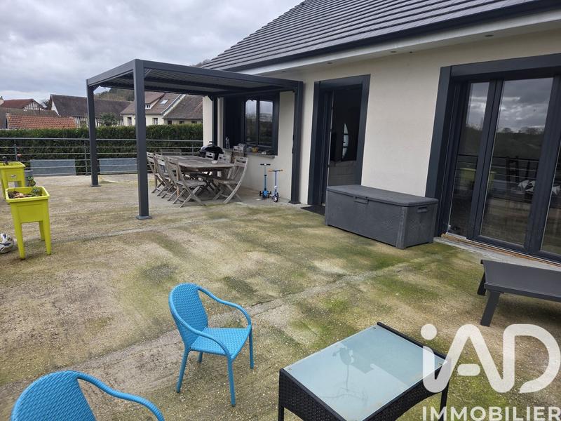 Maison - 210 m² - 7 pièces