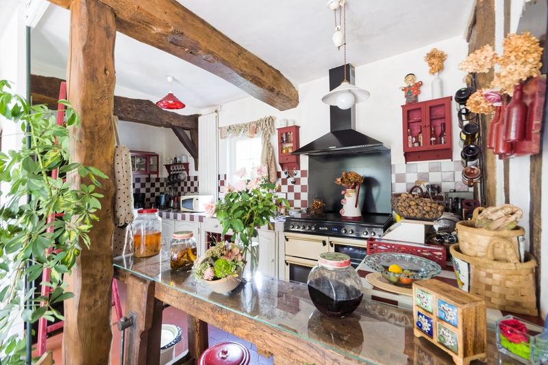 Maison - 230 m² - 7 pièces