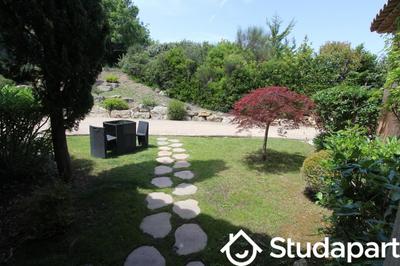 Chambre - 25 m² - 1 pièce