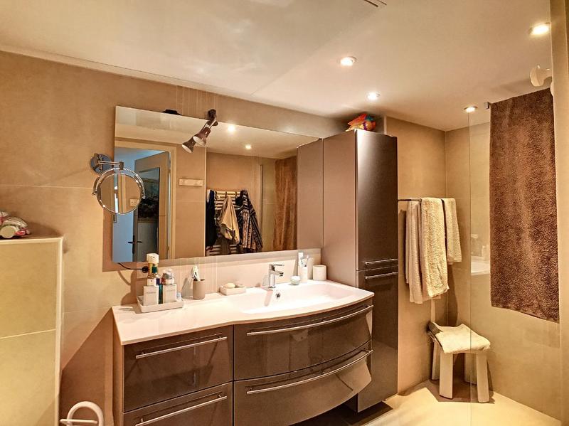 Appartement - 107 m² - 4 pièces