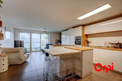 Appartement - 95 m² - 4 pièces