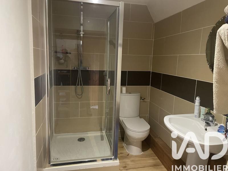 Maison - 205 m² - 7 pièces