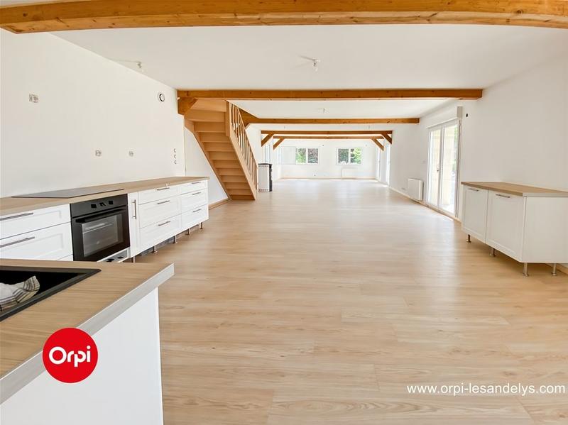 Maison - 215 m² - 8 pièces