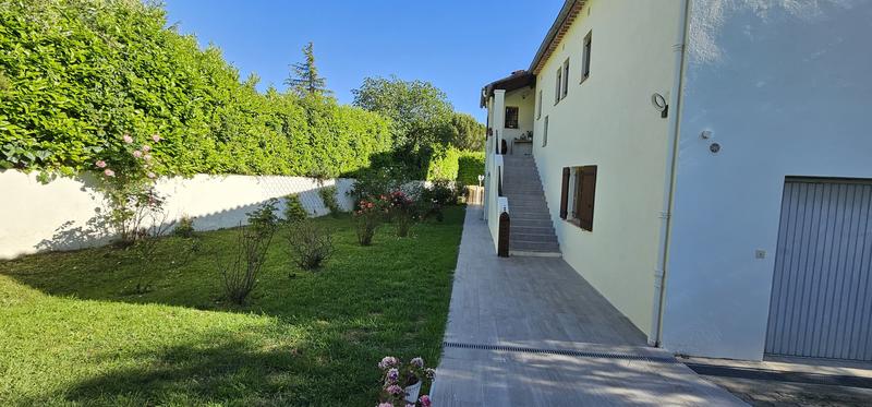 Maison - 178 m² - 6 pièces