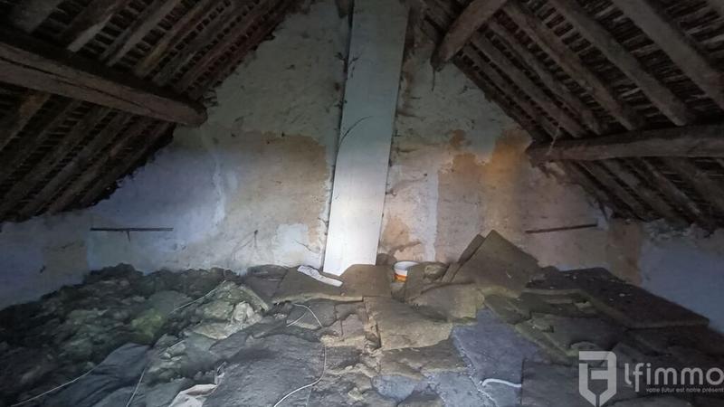 Maison en pierre - 215 m² - 5 pièces