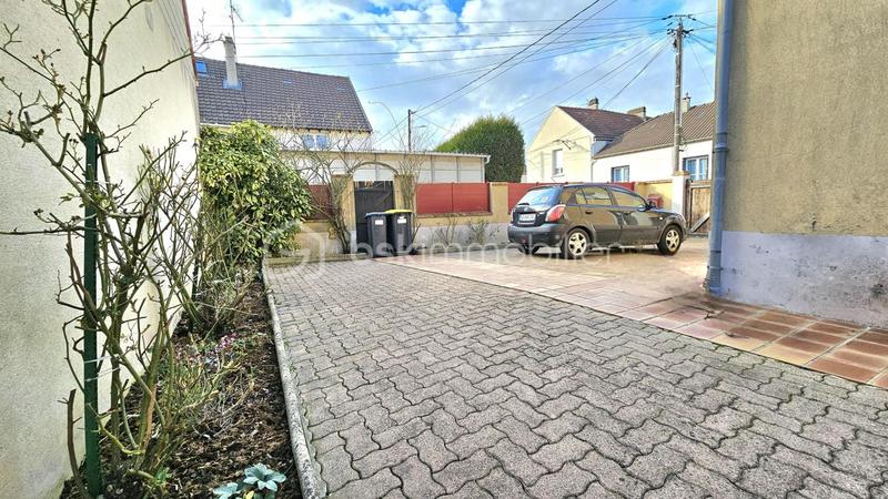 Maison de ville - 200 m² - 8 pièces