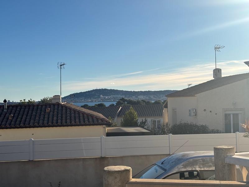 Maison - 96 m² - 4 pièces