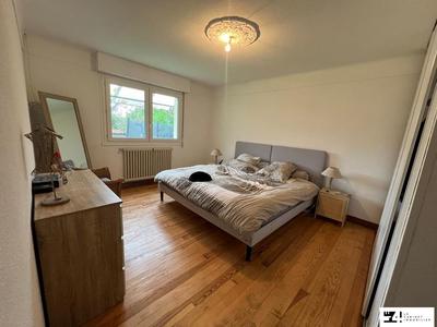 Maison traditionnelle - 153 m² - 5 pièces