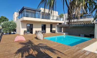 Maison - 160 m² - 5 pièces