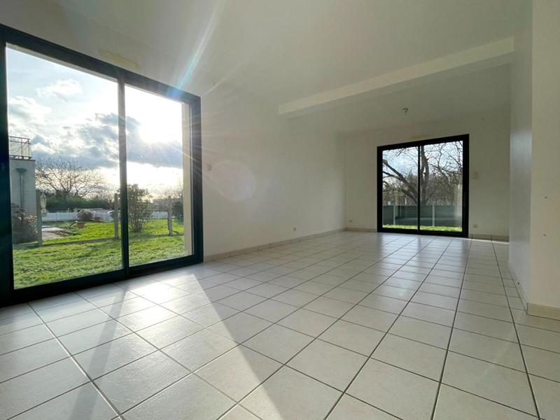 Maison - 107 m² - 6 pièces