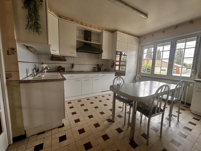 Maison - 139 m² - 6 pièces